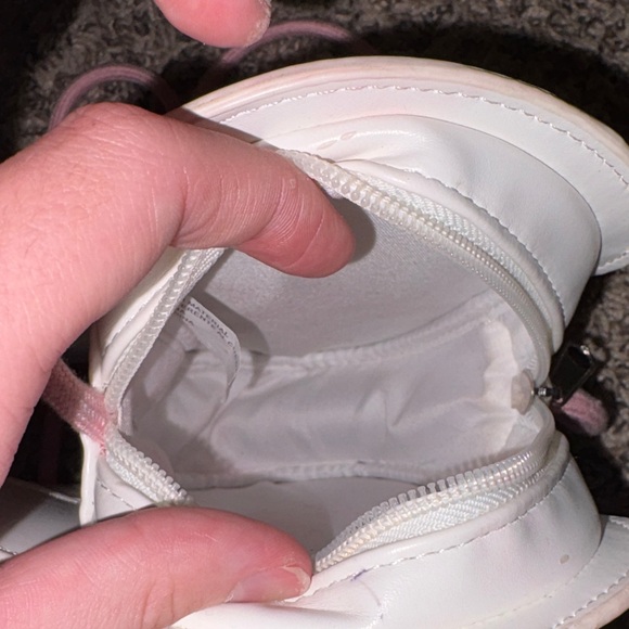 Sparkly Unicorn Kids Crossbody Bag - Pink and White - Picture 5 of 7